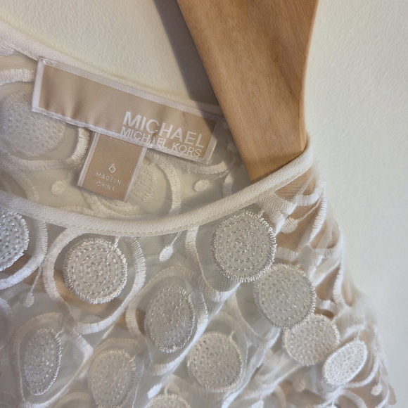 Michael Kors White Circular Crochet Midi Dress - Picture 4 of 4